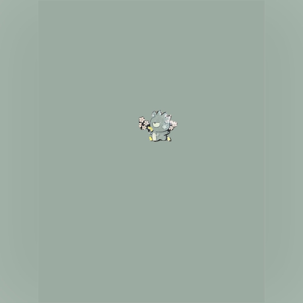 Hello Kitty pins - Picture 2 of 8